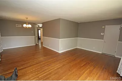 5477 Oleatha Avenue, Saint Louis, MO 63139 - Photo 4