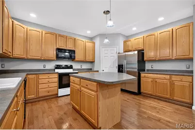 1819 Heather Glen Court, Lake Saint Louis, MO 63367 - Photo 6