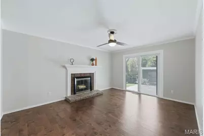 1843 Redcoat Drive, Maryland Heights, MO 63043 - Photo 8