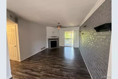 1943 Greenpoint Drive #302, Kirkwood, MO 63122 - Photo 10