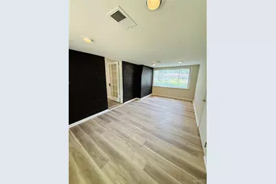 544 Thurston Avenue, Ferguson, MO 63134 - Photo 10
