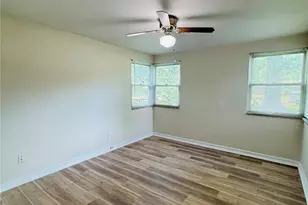 544 Thurston Ave, Ferguson, MO 63134 - Photo 14