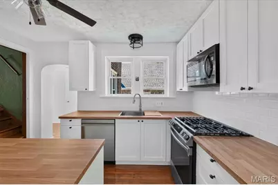 3057 Delavan Drive, Bel-Nor, MO 63121 - Photo 10