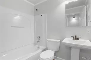 12089 Sunnycrest Pl, Maryland Heights, MO 63043 - Photo 16