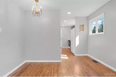12089 Sunnycrest Place, Maryland Heights, MO 63043 - Photo 10
