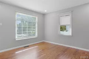 12089 Sunnycrest Pl, Maryland Heights, MO 63043 - Photo 6