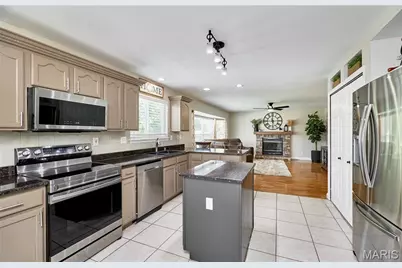 13 Lord Edward Court, O'Fallon, MO 63366 - Photo 24