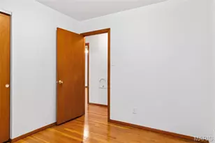 6138 Emerald Ave, Ferguson, MO 63135 - Photo 18
