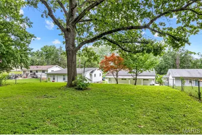 6138 Emerald Avenue, Ferguson, MO 63135 - Photo 30