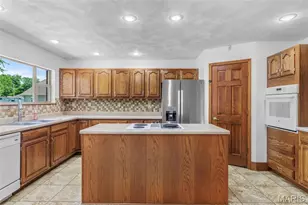 532 Loretta Ct, Farmington, MO 63640 - Photo 10