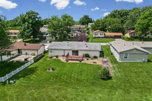 21 Newberry Dr, Saint Peters, MO 63376 - Photo 10