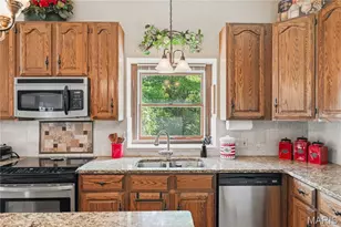 17 Rio Vista Dr, Saint Charles, MO 63303 - Photo 20