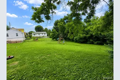 620 Maryland Street, Louisiana, MO 63353 - Photo 4