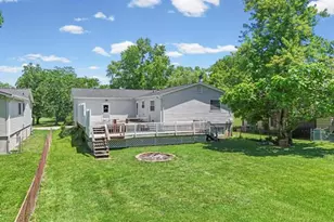 9823 Wilbes Dr, Saint Louis, MO 63123 - Photo 40