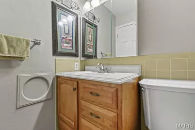 9823 Wil Bes Drive, Saint Louis, MO 63123 - Photo 20