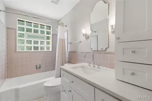 557 N Woodlawn Ave, Kirkwood, MO 63122 - Photo 12