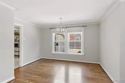 557 N Woodlawn Avenue, Kirkwood, MO 63122 - Photo 6
