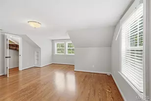 557 N Woodlawn Ave, Kirkwood, MO 63122 - Photo 16