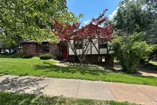 5810 Flaming Leaf Ct, Saint Louis, MO 63129 - Photo 2