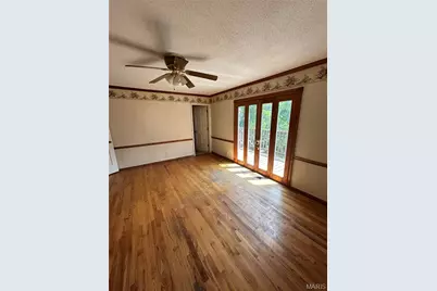 5810 Flaming Leaf Court, Saint Louis, MO 63129 - Photo 32