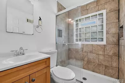 7017 Foxcroft Drive, Saint Louis, MO 63123 - Photo 18
