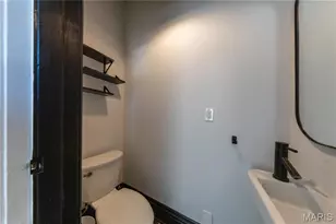 7118 Pershing Ave, Saint Louis, MO 63130 - Photo 32