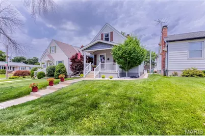 5539 Daggett Avenue, Saint Louis, MO 63110 - Photo 2