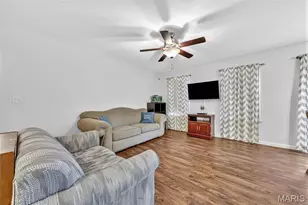 21 Valley Farms Dr, Winfield, MO 63389 - Photo 6