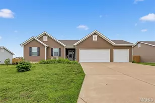 21 Valley Farms Dr, Winfield, MO 63389 - Photo 2