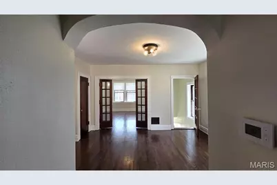 2633 Russell Boulevard, Saint Louis, MO 63104 - Photo 16