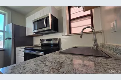 2633 Russell Boulevard, Saint Louis, MO 63104 - Photo 24
