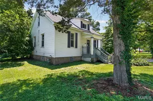 366 Suburban Ave, Saint Louis, MO 63135 - Photo 2