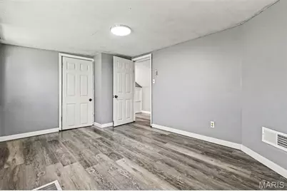 3801 Avondale Avenue, Saint Louis, MO 63121 - Photo 10
