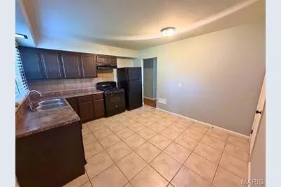 1419 Farmview Avenue, Spanish Lake, MO 63138 - Photo 6