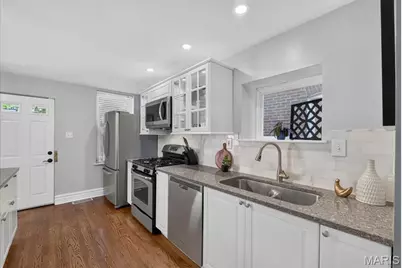4211 Hartford Street, Saint Louis, MO 63116 - Photo 18