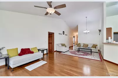 511 Fortress Court, Saint Charles, MO 63303 - Photo 10