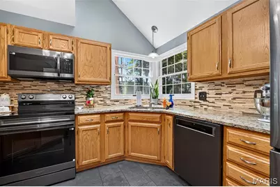 2679 Sunny Meadows Drive, Saint Charles, MO 63303 - Photo 26