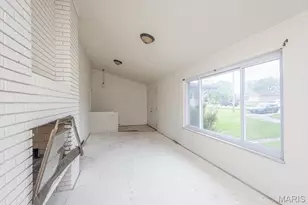 4540 Butler Hill Rd, Saint Louis, MO 63128 - Photo 8