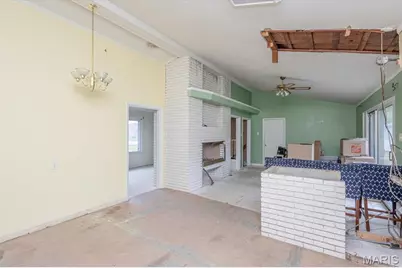 4540 Butler Hill Road, Saint Louis, MO 63128 - Photo 12