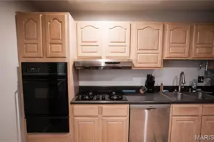 2845 Sugar Tree Ln, Maryland Heights, MO 63043 - Photo 22