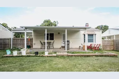 2845 Sugar Tree Lane, Maryland Heights, MO 63043 - Photo 6