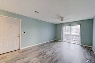 1430 Summergate Pkwy, Saint Charles, MO 63303 - Photo 2