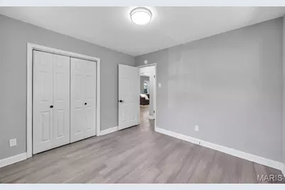 1035 Saint Marie Street, Florissant, MO 63031 - Photo 12