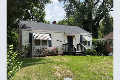 330 Plaza Avenue, Saint Louis, MO 63135 - Photo 1