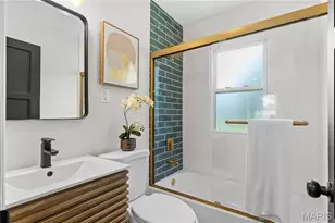 10509 St Henry Ln, Saint Ann, MO 63074 - Photo 16