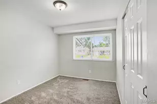 1105 5th Plaza, Florissant, MO 63031 - Photo 10