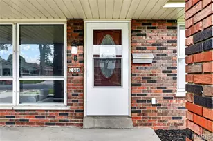 2616 Headland Dr, Saint Charles, MO 63301 - Photo 4