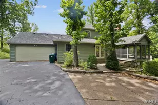 12819 Huntercreek Rd, Des Peres, MO 63131 - Photo 40