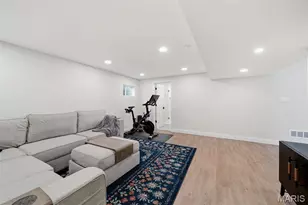 6980 Tholozan Ave, Saint Louis, MO 63109 - Photo 40