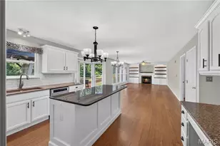 1108 Hampton Meadows Dr, O'Fallon, MO 63368 - Photo 10